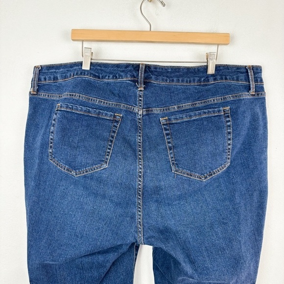 Torrid Boyfriend Straight Vintage Stretch Jeans Sz 20 Ex-Short - Picture 4 of 7